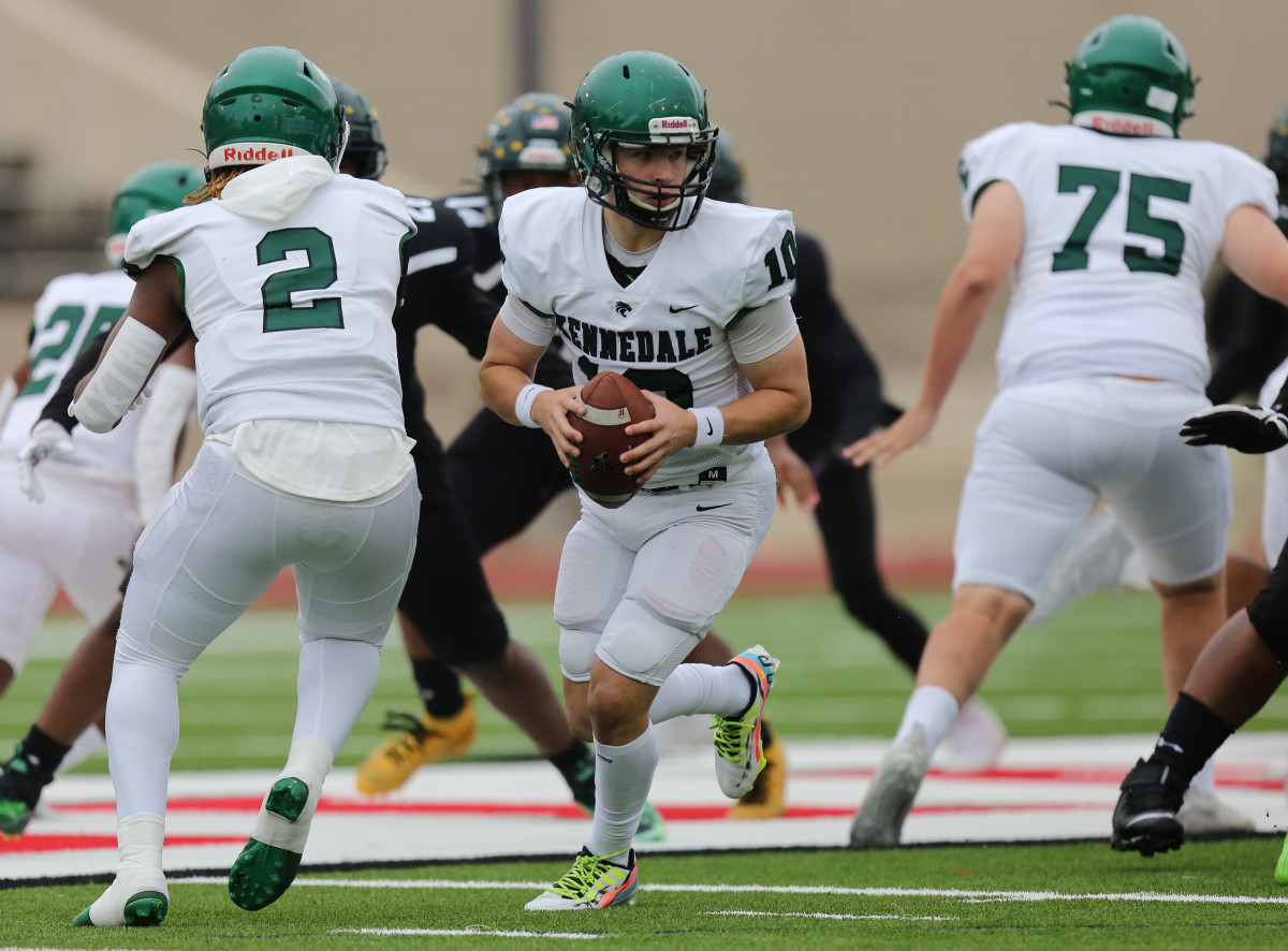 Kennedale Fort Worth Western Hills Texas football 102922 Brian McLean 2